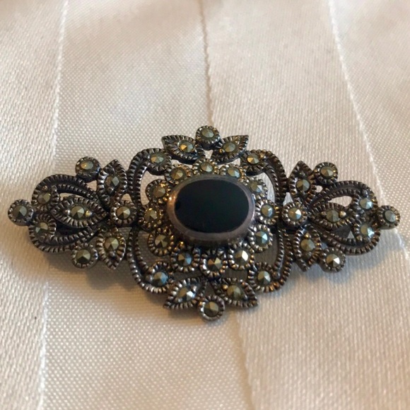 ! SOLD!! VINTAGE 60s 925 MARCASITE ONYX BROOCH - Picture 3 of 6